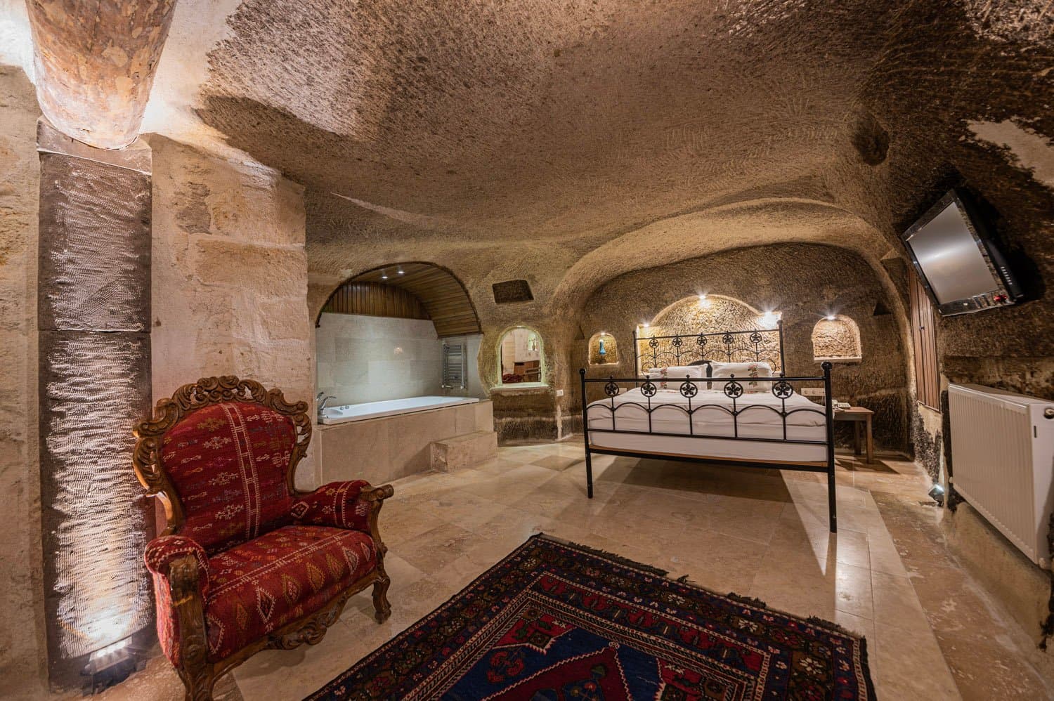 Romantic Cave Room — 1